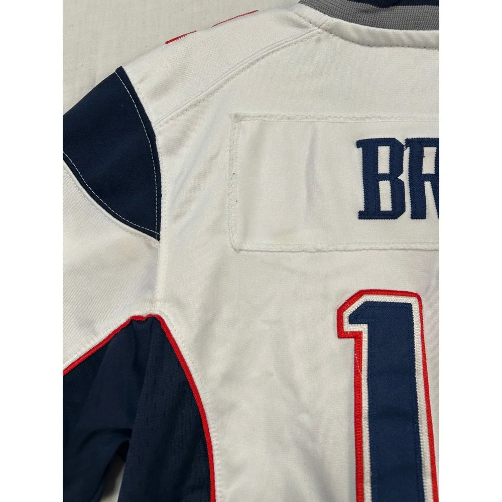 Nike New England Patriots Tom Brady 12 Youth Large White Jersey NFL On Field L